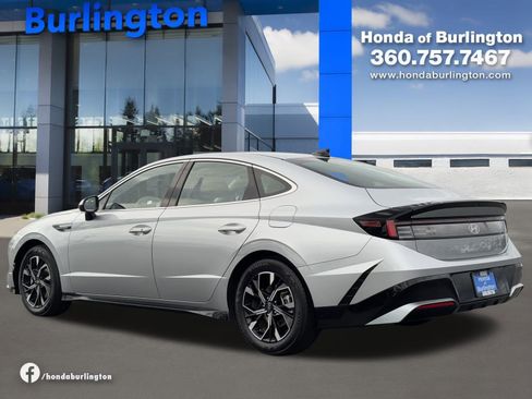 Used 2025 Hyundai Sonata SEL image 4