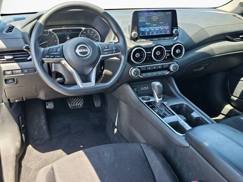 Used 2024 Nissan Sentra SV FWD image 30