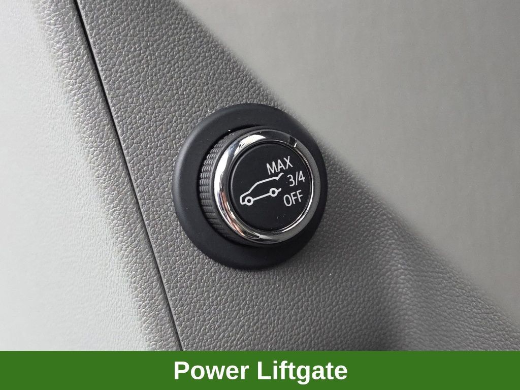 Used 2025 Cadillac XT5 Premium Luxury w/ LPO, Floor Liner Package AWD/4WD image 22