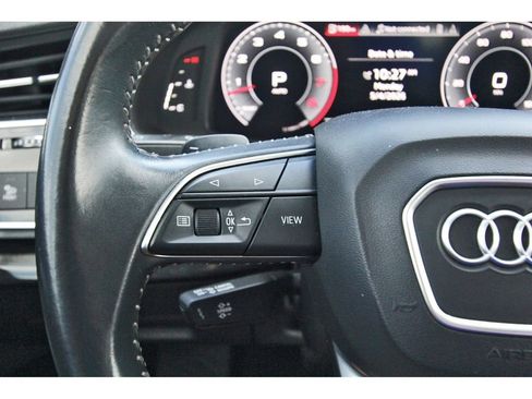 Used 2019 Audi Q8 Premium Plus w/ Premium Plus AWD/4WD image 15