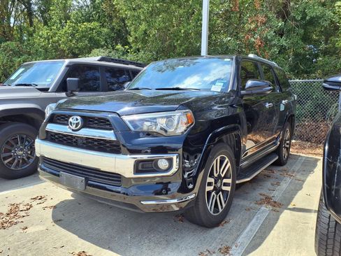 Used 2019 Toyota 4Runner Limited RWD image 4