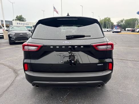 Used 2025 Ford Escape ST-Line Select AWD/4WD image 7