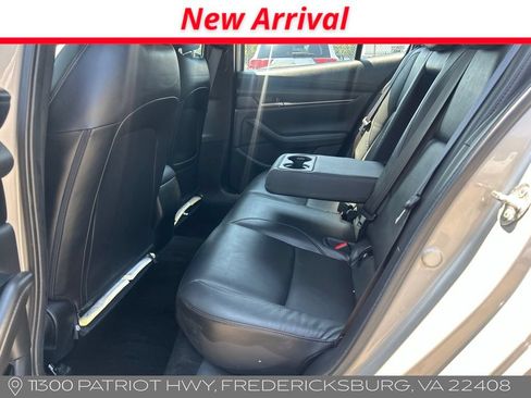 Used 2023 MAZDA MAZDA3 s FWD image 7