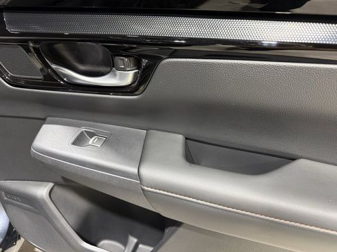 Used 2023 Honda CR-V Sport Touring image 41