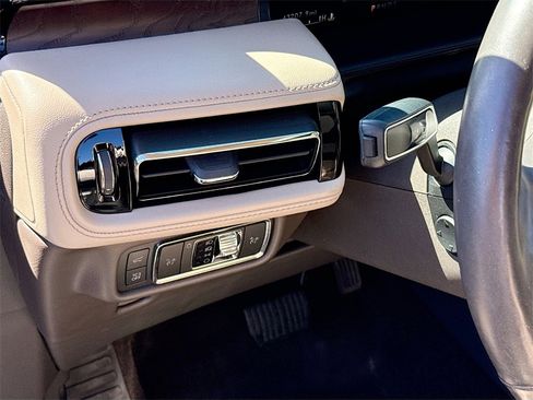 Used 2021 Lincoln Nautilus Reserve w/ Cargo Utility Package image 9