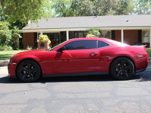 Used 2013 Chevrolet Camaro ZL1 RWD image 2