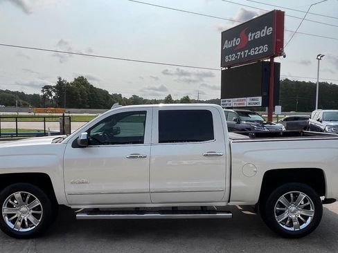 Used 2015 Chevrolet Silverado 1500 High Country w/ High Country Premium Package RWD image 5