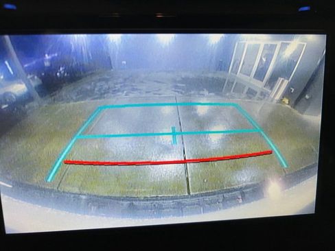 Used 2017 Toyota Tacoma SR5 image 30