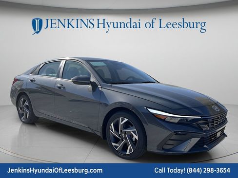 New 2026 Hyundai Elantra Limited FWD image 1