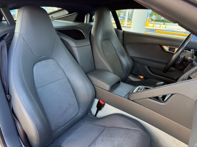 Used 2015 Jaguar F-TYPE Coupe RWD image 11