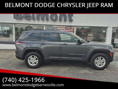 Used 2024 Jeep Grand Cherokee Laredo w/ Luxury Tech Group I