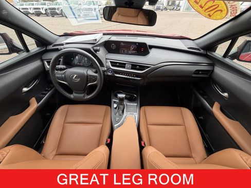 Used 2022 Lexus UX 250h w/ Accessory Package (Z2) image 27