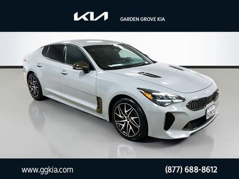 Certified 2022 Kia Stinger GT-Line image 1
