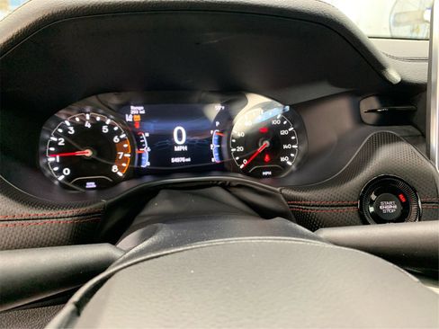 Used 2023 Jeep Compass Trailhawk image 15