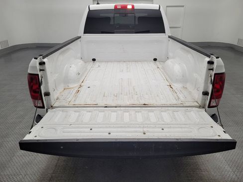 Used 2019 RAM 1500 Big Horn RWD image 29