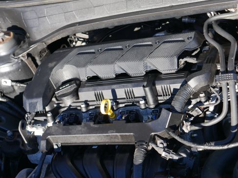 Used 2023 Hyundai Venue SEL image 10