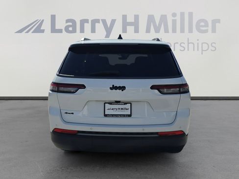 New 2026 Jeep Grand Cherokee L 4WD image 4