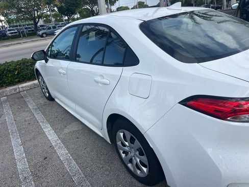 Used 2024 Toyota Corolla LE image 7