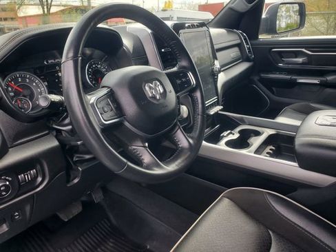 Used 2024 RAM 1500 Laramie AWD/4WD image 18