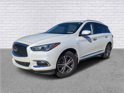 Used 2019 INFINITI QX60 Luxe w/ Essential Package