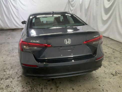 Used 2024 Honda Civic Sport image 7