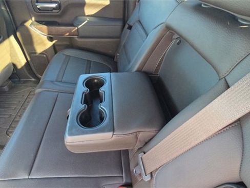 Used 2022 GMC Sierra 2500 Denali image 31