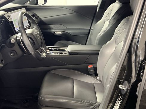 Used 2023 Lexus RX 350h image 13