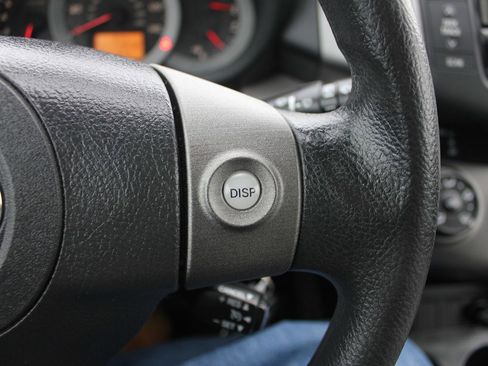 Used 2009 Toyota RAV4 4WD image 13