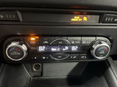 Used 2017 MAZDA CX-5 Touring w/ Preferred Equipment Package AWD/4WD image 19