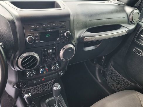 Used 2017 Jeep Wrangler Unlimited Sport w/ Quick Order Package 24S AWD/4WD image 21