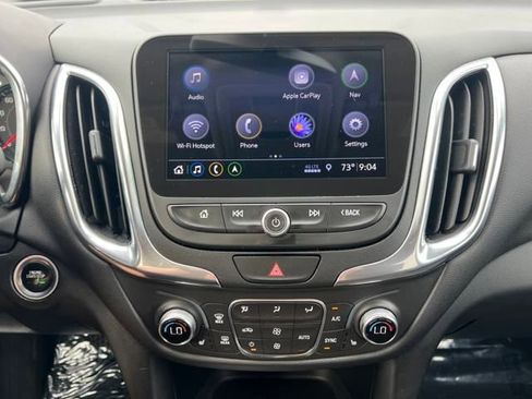 Used 2020 Chevrolet Equinox LT image 23