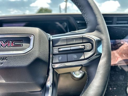 New 2026 GMC Terrain Elevation w/ Black Edition FWD image 32