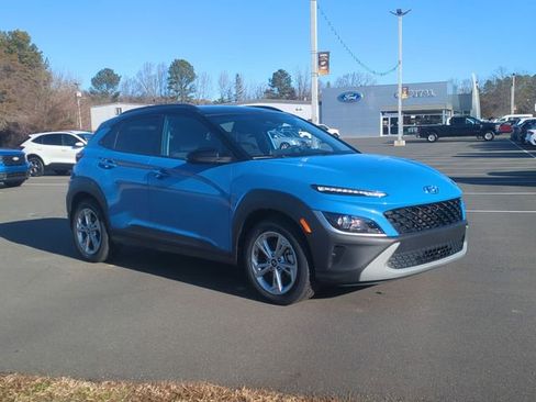 Used 2023 Hyundai Kona SEL image 15