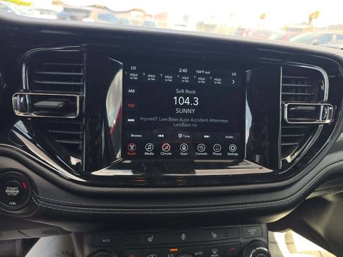 Used 2022 Dodge Durango GT AWD/4WD image 9