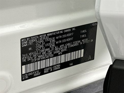 Certified 2024 Toyota RAV4 XLE image 28