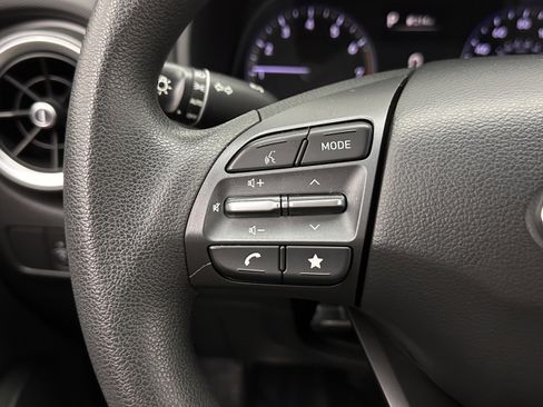 Used 2022 Hyundai Kona SEL image 19