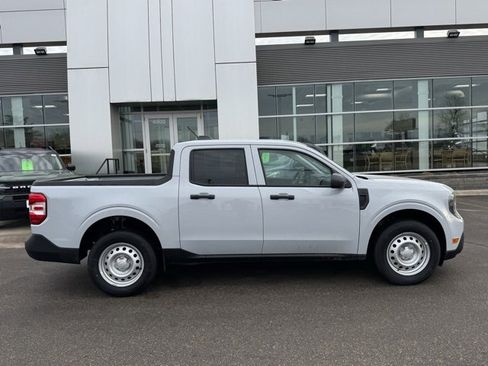 New 2025 Ford Maverick XL w/ Equipment Group 101A image 31
