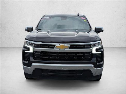 Used 2024 Chevrolet Silverado 1500 LT w/ Protection Package RWD image 2