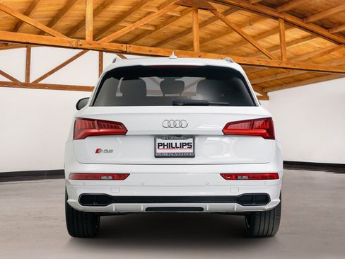 Used 2020 Audi SQ5 Premium Plus w/ Premium Plus Package image 3