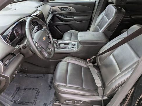 Used 2023 Chevrolet Traverse LT w/ LPO, Floor Liner Package AWD/4WD image 12