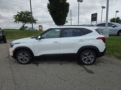 Certified 2024 Kia Seltos S AWD/4WD image 10