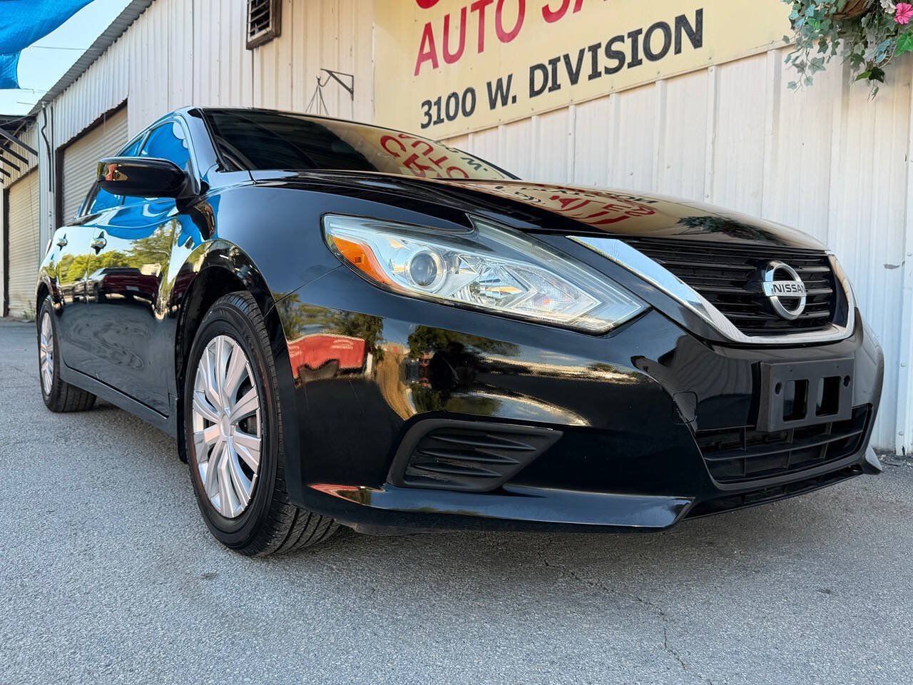 Used 2017 Nissan Altima 2.5 S w/ Power Driver Seat Package FWD image 1