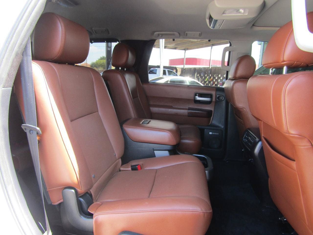 Used 2016 Toyota Sequoia Platinum AWD/4WD image 15