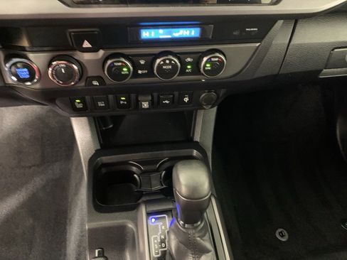 Used 2023 Toyota Tacoma TRD Sport w/ Advanced Technology Package image 24