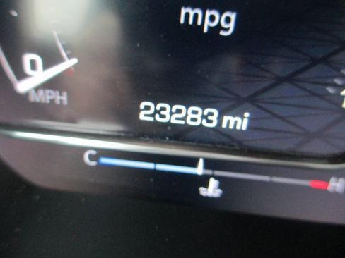 Certified 2022 GMC Sierra 1500 SLT w/ SLT Premium Package image 27