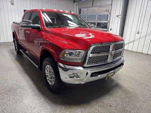 Used 2017 RAM 3500 Laramie image 29