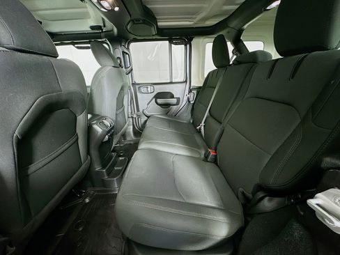 Used 2023 Jeep Wrangler Unlimited w/ Cold Weather Group image 25