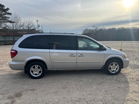 Used 2007 Dodge Grand Caravan SXT image 5