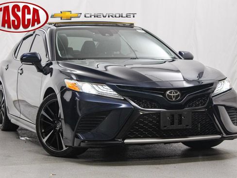 Used 2020 Toyota Camry XSE FWD image 1