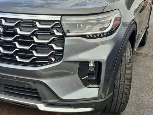 Used 2025 Ford Explorer Platinum w/ Ultimate Package AWD/4WD image 4
